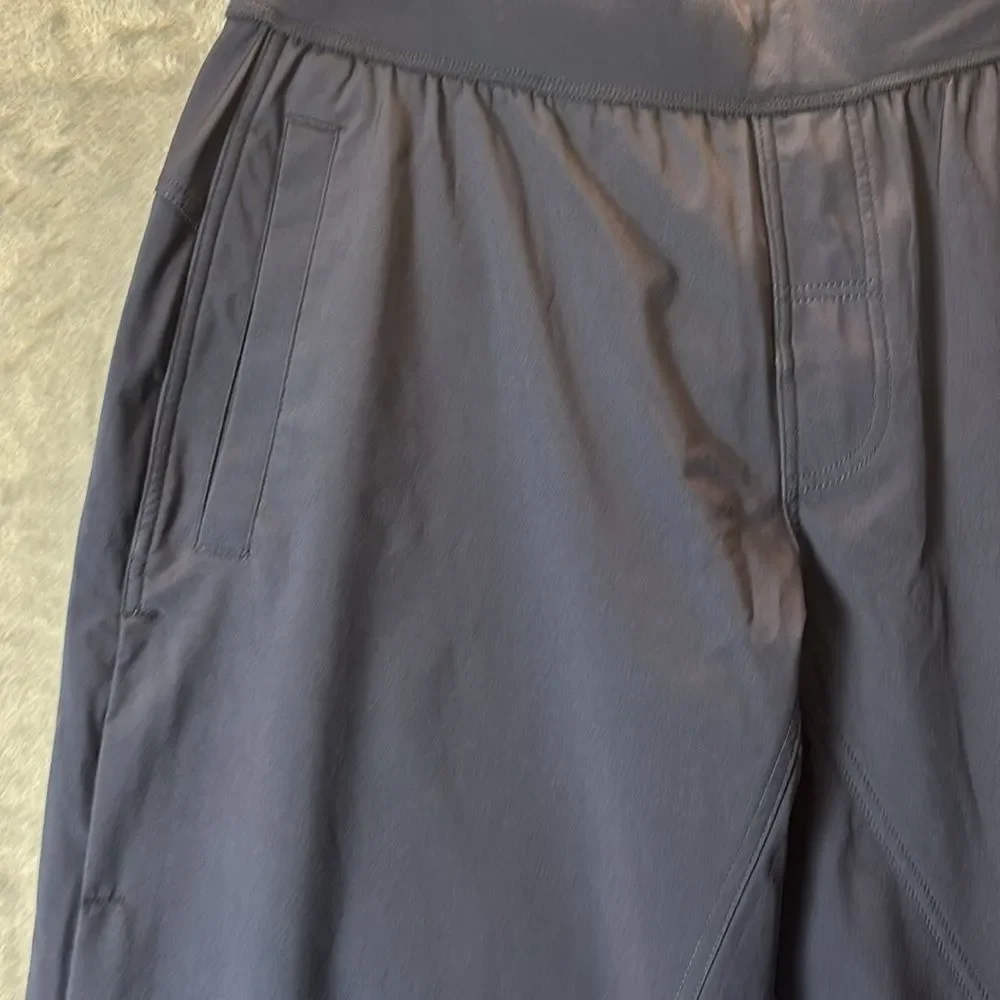 Lululemon Navy Wide Leg Comfortable Pants Zippered Vent Track Pants Size Large